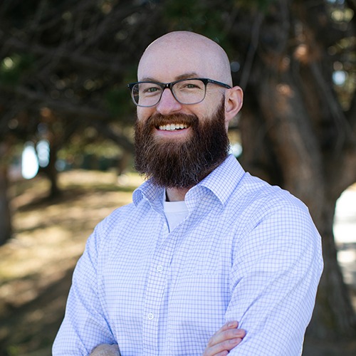 Spencer Crowell headshot.