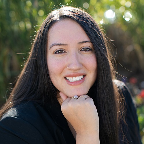 Victoria Patterson headshot.